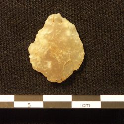 Neolithic leaf-shaped arrowhead (scale = 5cm). © Copyright ARS Ltd